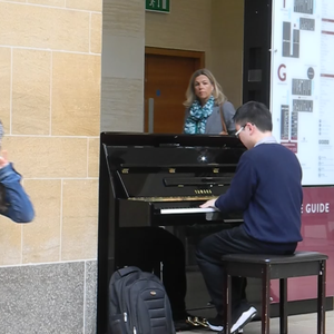 牛鞭弄入女人下身视频
